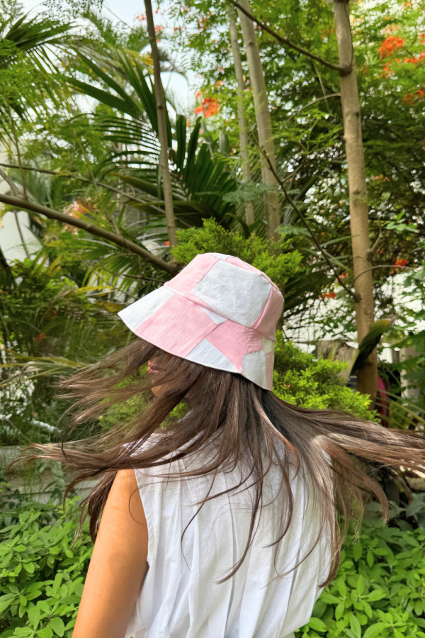 Pink and White Bucket Hat - 图片 2