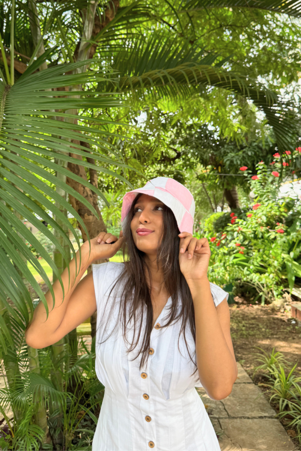 Pink and White Bucket Hat - 图片 3