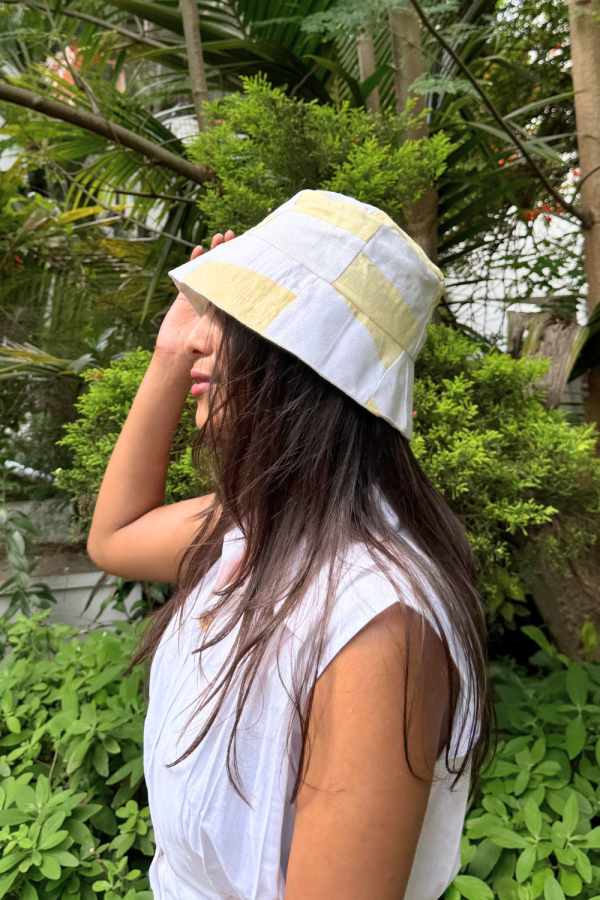 Yellow and White Bucket Hat - 图片 2